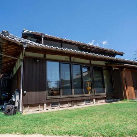 Omishima Space Omoya Imabari Railway Station Екстериор снимка